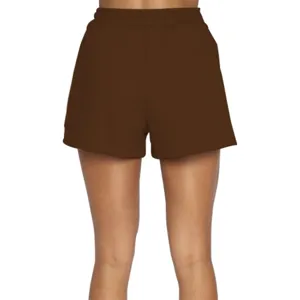 Vista dettagliata di pantaloncini sportivi marroni da donna, vita elastica per casa.