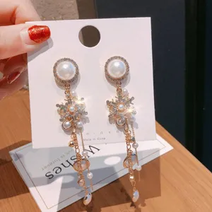 Exaggerated Luxury Rhinestone Christmas Snowflake Long Fringe Stud Earrings Alloy Artificial Pearl Drop Earrings Jewelry For Women
