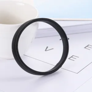 Μαύρο μεταλλικό ελαστικό βραχιόλι ελατηρίου ανδρικό αξεσουάρ μόδας λεπτομέρειες