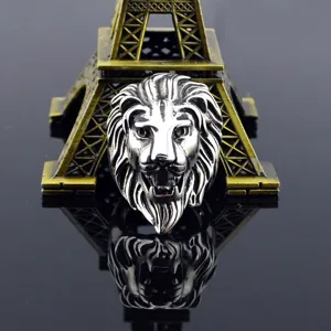 Detailed view of retro punk lion head ring, vintage silver metal punk style men ring.