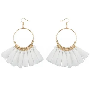 Boheemse kwast oorbellen voor vrouwen, elegante gouden grote cirkel hangende oorbellen.