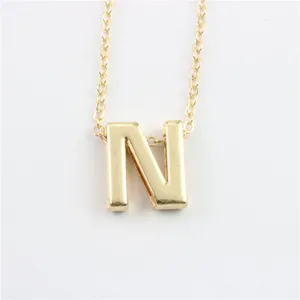 Gouden beginletter N ketting hanger delicate sleutelbeen ketting mode sieraden detail