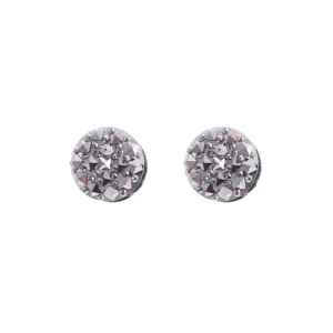 Close-up van ronde magnetische sjaalclip, gefacetteerde strass brocheknop voor kraagdetail.