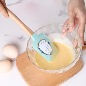 Silicone spatula for baking cake cream with wooden handle high temperature resistant large kitchen tool