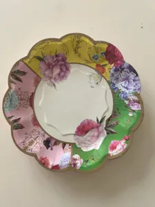 Floral paper plates 17.5cm disposable baroque vintage tableware for party wedding decor.