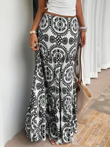 Bohemian floral print long maxi skirt, elegant women high waist tiered summer beach skirt.