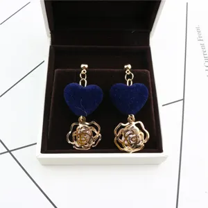 Blue velvet heart and gold hollow rose cubic zirconia earrings for women sweet jewelry detail