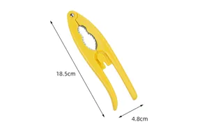 Kitchen nut cracker tool size detail view with clear dimension markers for cooking