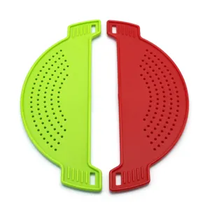 Silikon Clip-Sieb Set, gruenes und rotes Kuechensieb zum Waschen von Obst und Gemuese.