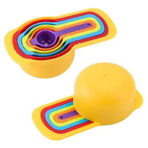 Kleurrijke kunststof maatscheppen en maatschepjes set, 10-delige stapelbare bakset.
