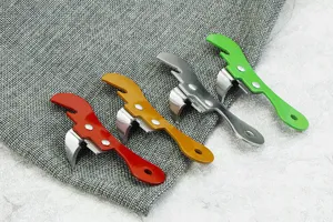 Bunte mehrfarbige Dosenöffner Flaschenöffner Metall Küchen Gadget Set für Haushalt.