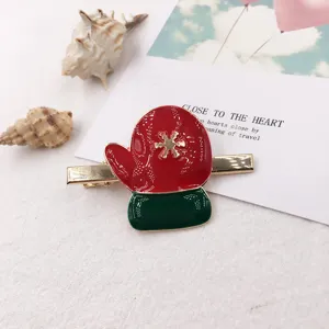 Christmas red green mitten hair clip cute duckbill hairpin holiday hair accessories detail