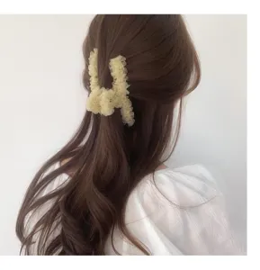 Pince à cheveux griffe en dentelle à volants élégante style coréen, accessoire cheveux femme.