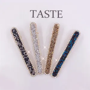 Crystal rhinestone hair clip set, elegant duckbill barrette for women hair styling fashion.