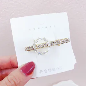 Fermaglio per capelli geometrico in strass dorati Accessorio elegante per donna