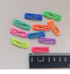 Candy color BB hair clips detail view with measurement scale for cute kids and baby styling.