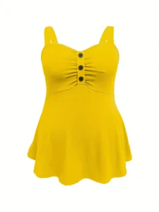Detailansicht des gelben Damen-Tanktops mit breiten Trägern und Knopf-Raffung vorne.