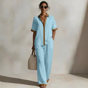 Set coordinato casual da donna estivo con camicia a maniche corte e pantaloni chic