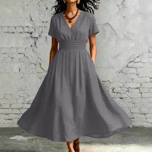 Abito midi estivo monocolore scollo V maniche corte con vita smock vista principale