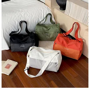 Bolso de hombro de viaje de gran capacidad, bolso casual de nailon multicolor para mujeres.