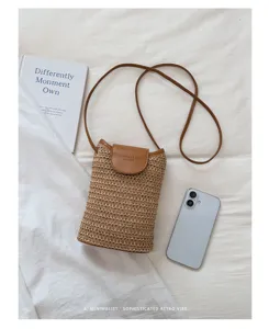 Bolso cruzado de paja elegante para mujer, bolso de teléfono retro de cuero y cartera casual.