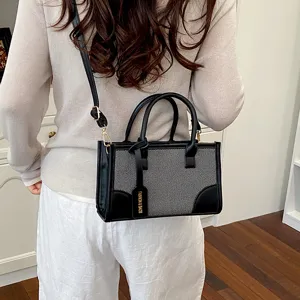 Bolso bandolera de lona elegante para mujer, bolso de mano chic ideal para uso diario y trabajo.