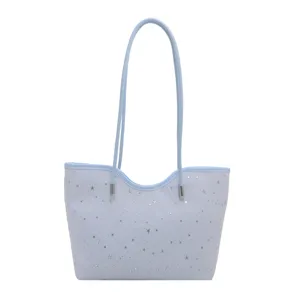 Korean style fashion shoulder tote bag for women large capacity daily commuter handbag.