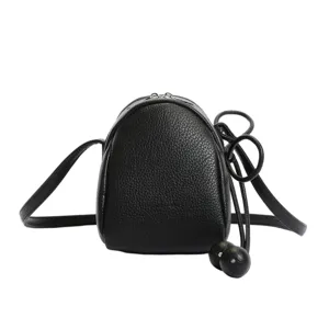Zaino monospalla in pelle nera mini carino casual cupola giorno elegante borsa da donna