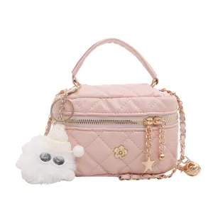 Bolso bandolera acolchado rosa mini vanity con cadena dorada y dije de felpa para mujer