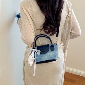 Koreanischer Jeans-Mini-Handtasche mit schickem Spitzenstern-Anhänger, modische Umhängetasche.