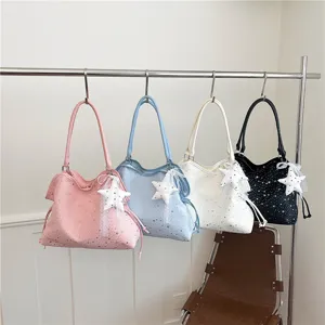 Koreanische Mode Schultertasche grosse Kapazitaet Damen Hobo Tote Bag mit Sternanhänger.