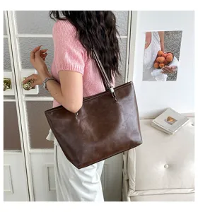 Borsa tote classica in pelle marrone da donna, borsa a spalla capiente retrò minimalista.