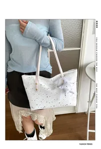 Süße Sternen-Print Tragetasche mit Schulterriemen und Spitzen-Stern-Anhänger für Damen.