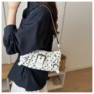 Retro polkadots schoudertas van wit PU-leer met hippe metalen gespen voor dames.