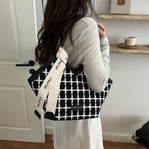 Zwart-witte tweed shopper tas voor dames, stijlvolle schoudertas met lint voor dagelijks gebruik.
