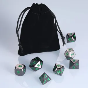 Set de dés DND polyédriques en métal avec chiffres verts et pochette en velours noir
