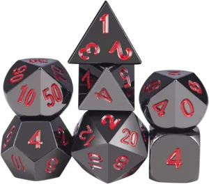 Pile de dés polyédriques en métal gris fusil avec chiffres rouges DND