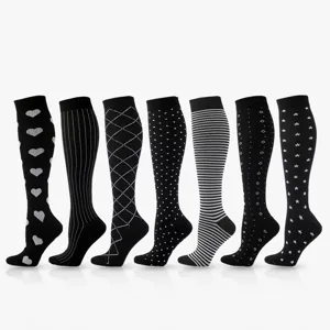 Unisex Kompressionsstrümpfe Athletisch Sport Outdoor Laufen Socken Schwarz Und Weiß Geometrisches Muster Kniestrümpfe