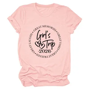T-shirt rosa in cotone con stampa 'Girl's Trip 2026' per abbigliamento casual