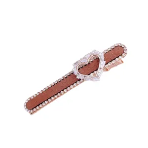 Elegant retro rhinestone hair clip for women, sparkling crystal heart design barrette.