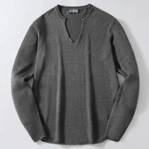 Detailansicht des grauen Vintage-V-Ausschnitt-Strickpullovers mit feiner Stoffstruktur.