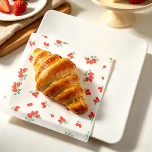 Voedselveilig vetvrij papier met aardbeienprint voor croissants, vierkant 18cm formaat