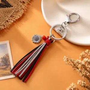 Vintage Western Cowboy Style Sunflower Tassel Keychain Alloy Korean Velvet Bag Charm Pendant Phone Case Decoration For Women