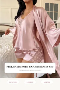 Elegante conjunto de pijama de 3 piezas de satén rosa con encaje y bata para mujer