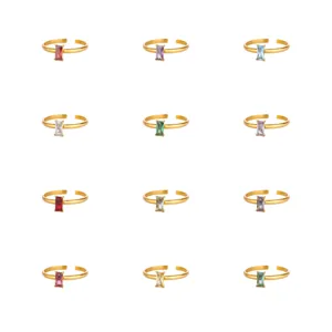 Collezione di anelli regolabili placcati oro con pietre portafortuna rettangolari