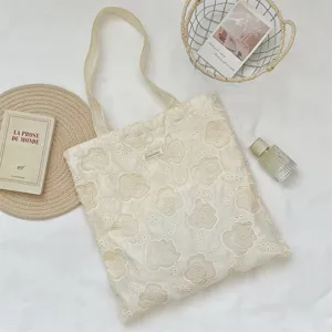 Sac cabas vintage français blanc cassé avec broderie florale délicate et ajourage