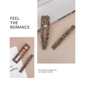 Detailansicht koreanischer Strass geometrische Haarspangen, glitzernde Kristall Haar Clips.