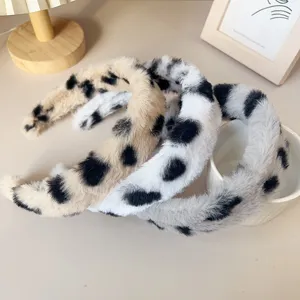 Women Retro Leopard Print Plush Headband Wide Border Faux Fur Hair Band Autumn Winter Thick Soft Fashion Headwear Hair Accessories Gift