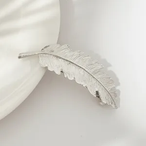 Minimalist silver feather hair clip elegant metal barrette for women daily styling accessory