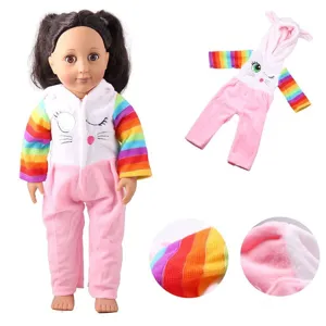 Graziosi Vestiti Per Bambole Pagliaccetto Con Cappuccio Rosa Bianco Orecchie Di Coniglio Maniche Arcobaleno Per Bambole